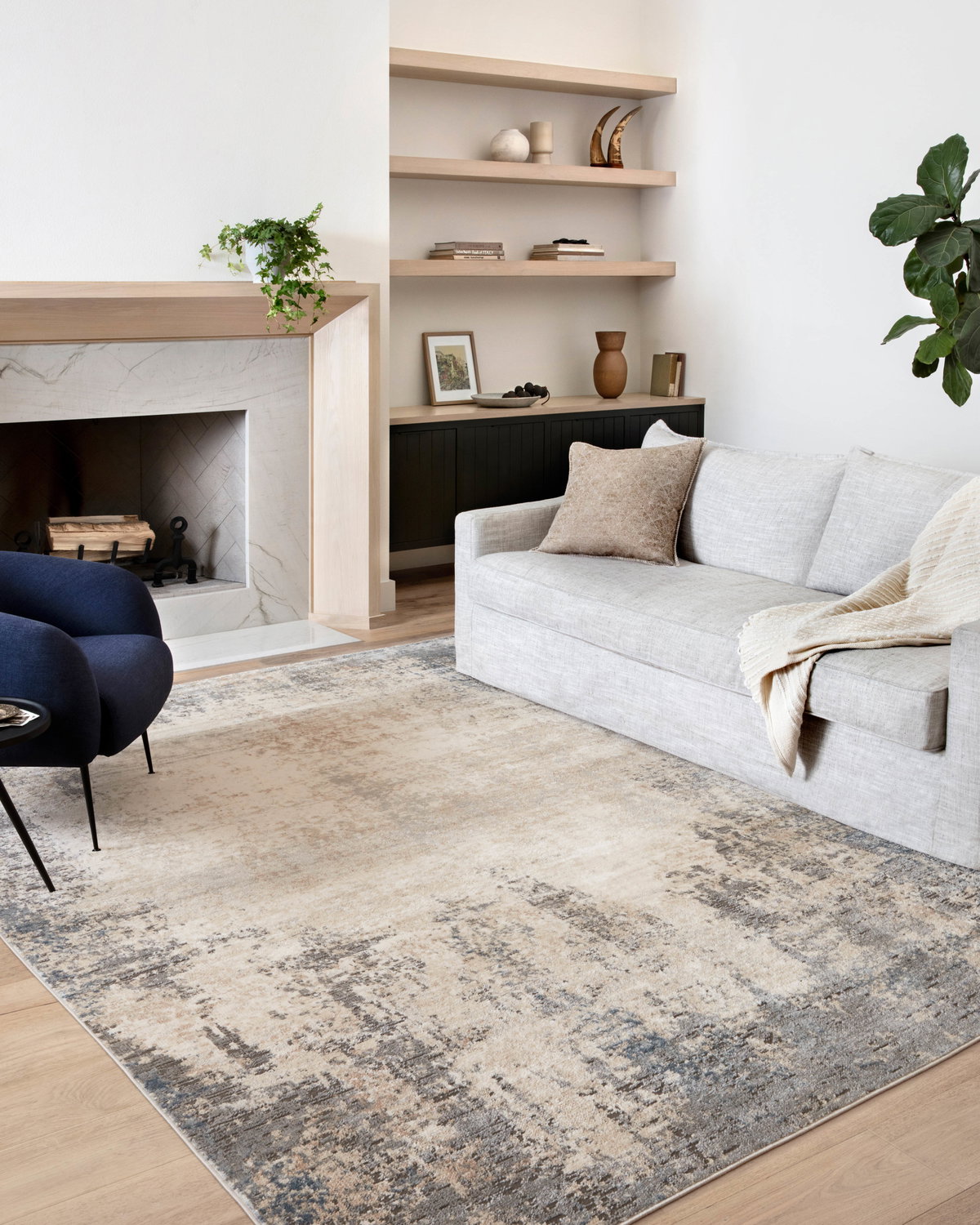 Loloi Teagan Rug, 1'6" length x 1'6" width View 3