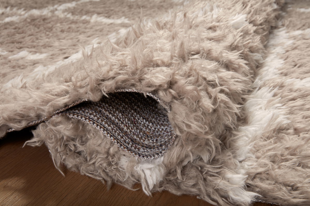 Angela Rose x Loloi Amira Rug, 1'6" length x 1'6" width View 4
