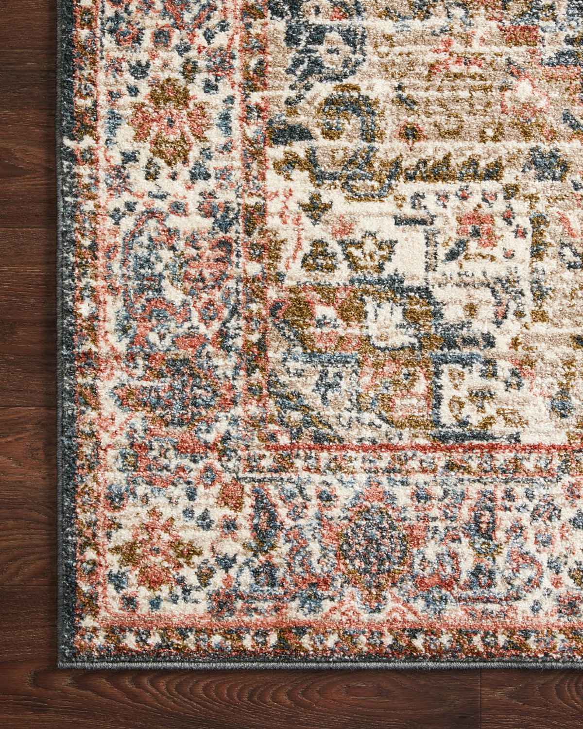 Loloi Saban Rug, 3'9" length x 3'9" width View 7
