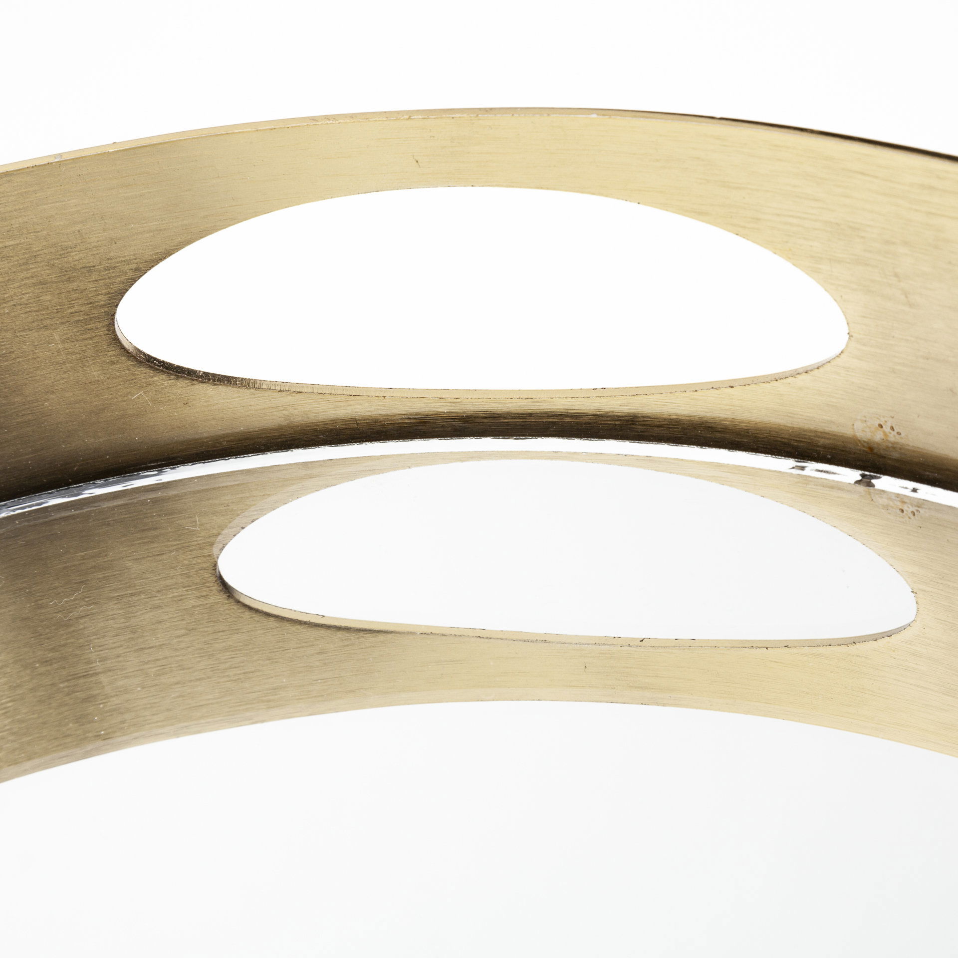 Serkis 15L x 15W Gold Metal Mirrored Base Round Tray, Decorative Tray by Mercana, 15.25" length x 15.25" width x 2.5" height View 8