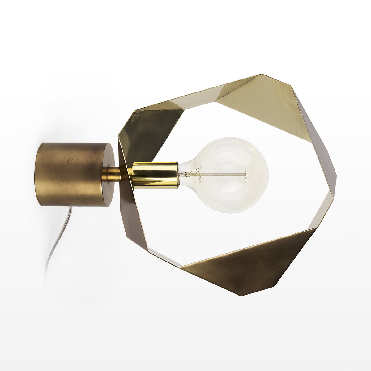 Shamir 15L x 15W Gold Geometric Metal Table Lamp, by Mercana, 14.5" length x 14.5" width x 18.7" height View 6