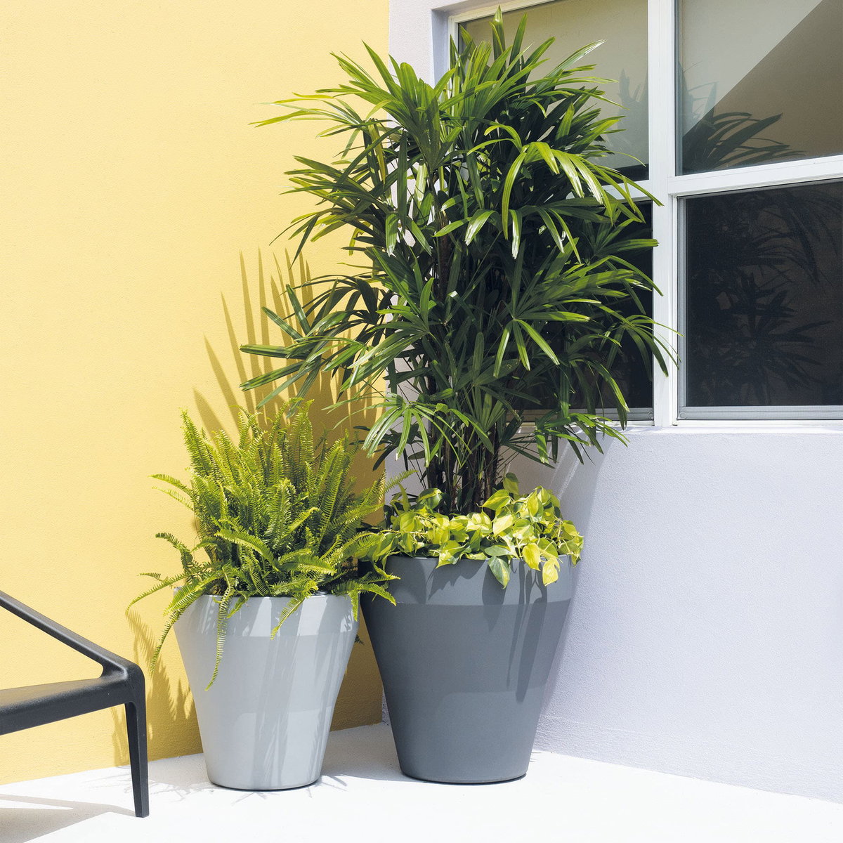 TruDrop Rim Modern Self Watering Planter, by Crescent Garden, 22" width x 22" height x 22" depth View 4