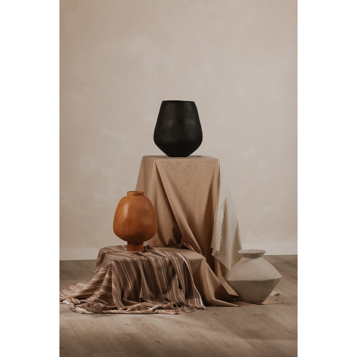 Raja Medium Decorative Vessel White, Vase by Moe's Home, 15" width x 14" height x 15" depth View 7