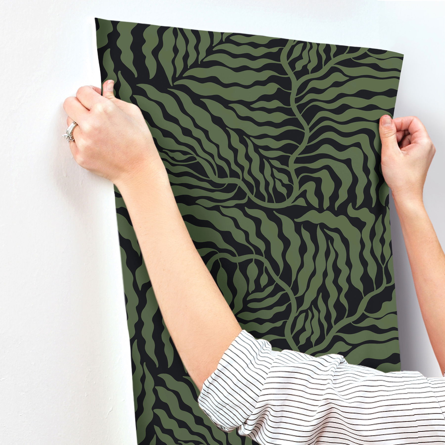Fern Fronds Black & Green Wallpaper large image 