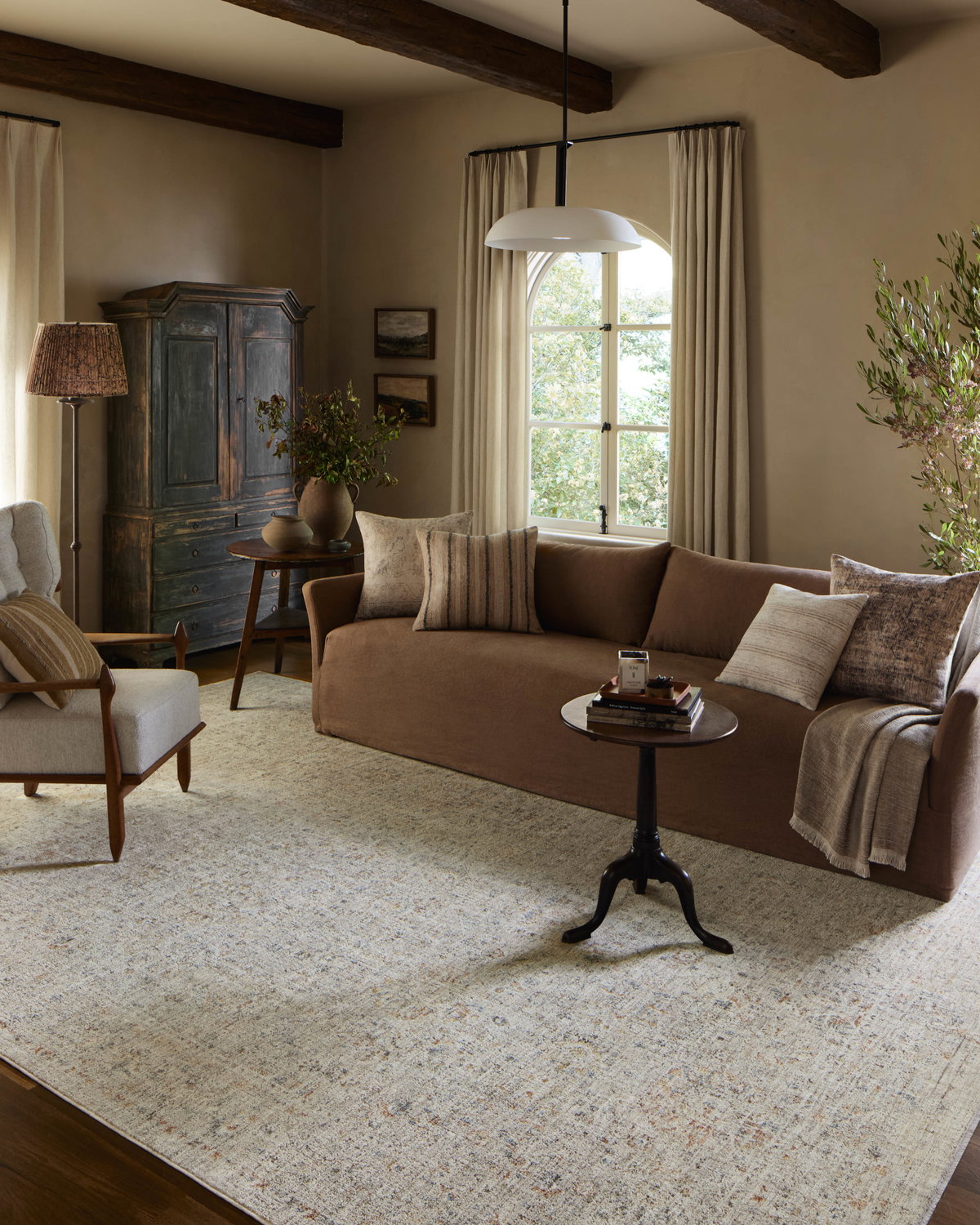 Amber Lewis x Loloi Honora Rug, 2' length x 3'4" width View 3