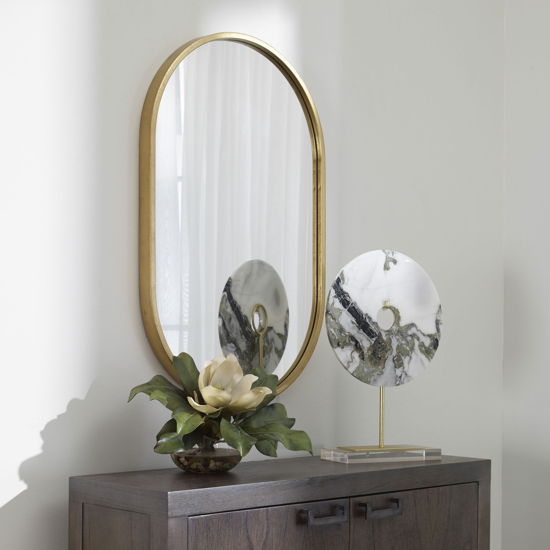 Varina Minimalist Gold Oval Mirror large image 