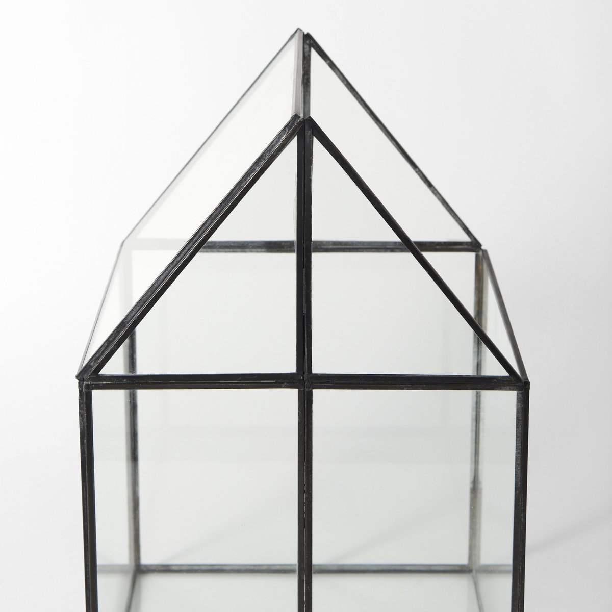 Sikes (Large) 10L x 10W x 16H Hut Terrarium with Glass Base, Boxe by Mercana, 10.04" length x 10.04" width x 16.14" height View 8