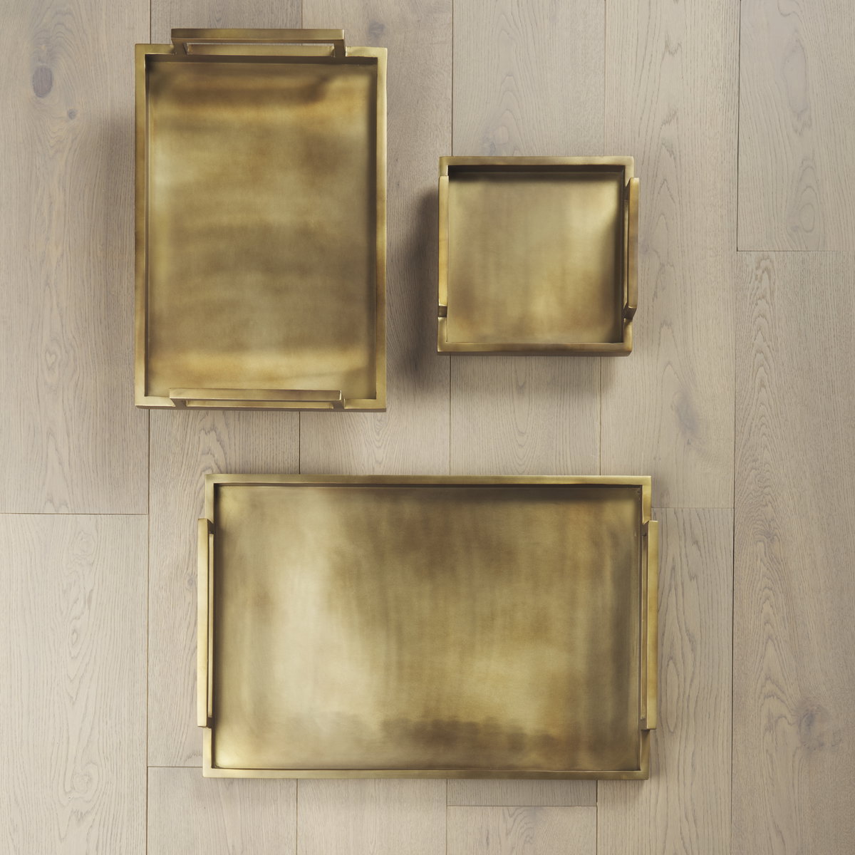 Shay Aluminium Tray - Large, Decorative Tray by Mercana, 22" length x 15" width x 3" height View 4