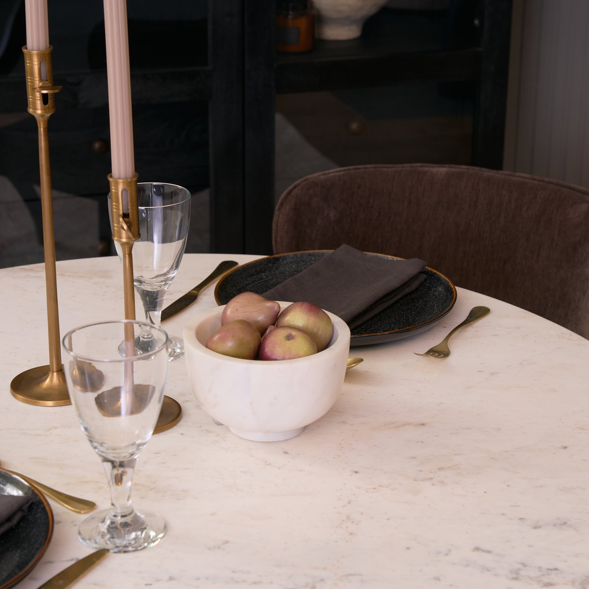 Veneto 40' Round Dining Table | Modern | White Marble & Black Metal | Seats 4, by Mercana, 40" length x 40" width x 30" height View 3