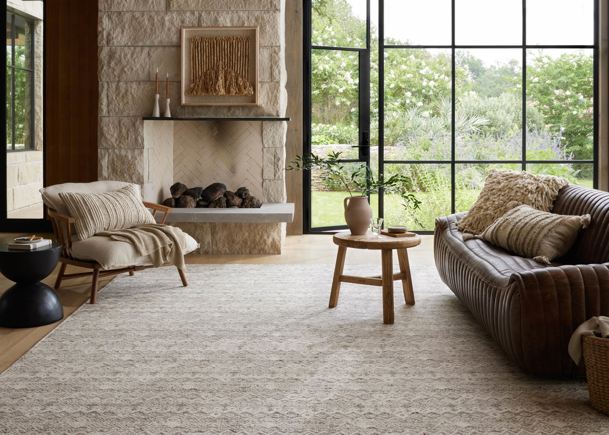 Loloi Raven Rug, 1'6" length x 1'6" width View 4