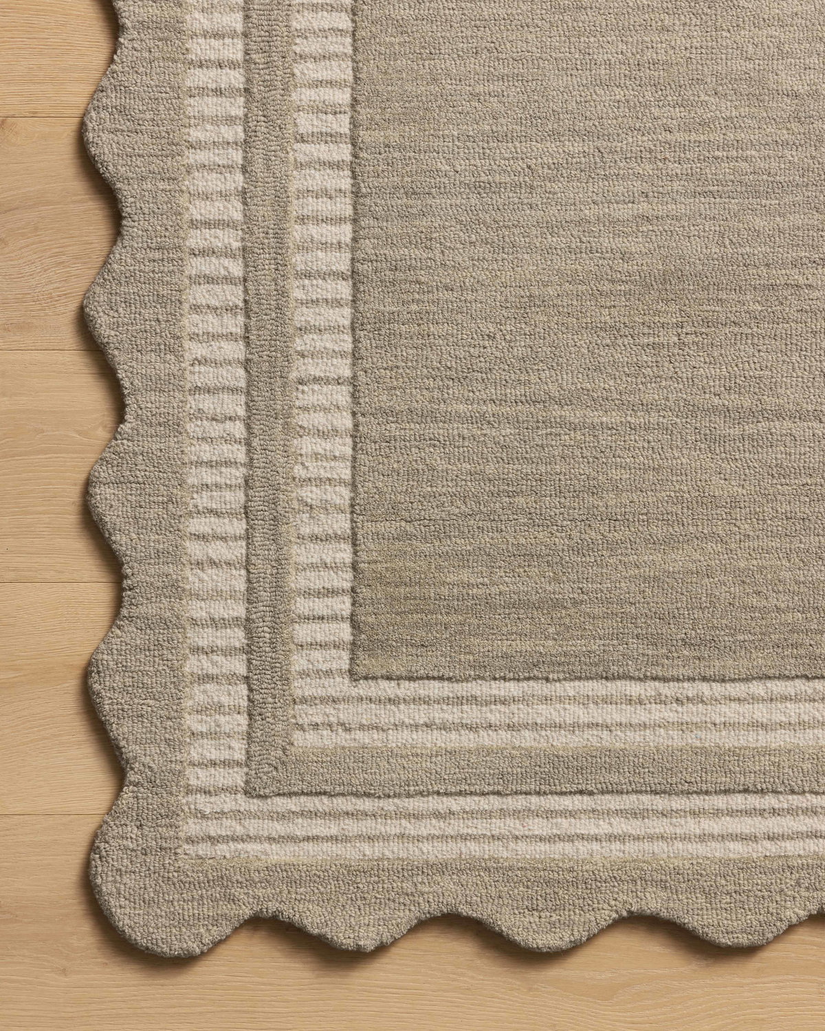 Chris Loves Julia x Loloi Scottie Rug, 3'6" length x 5'6" width View 9