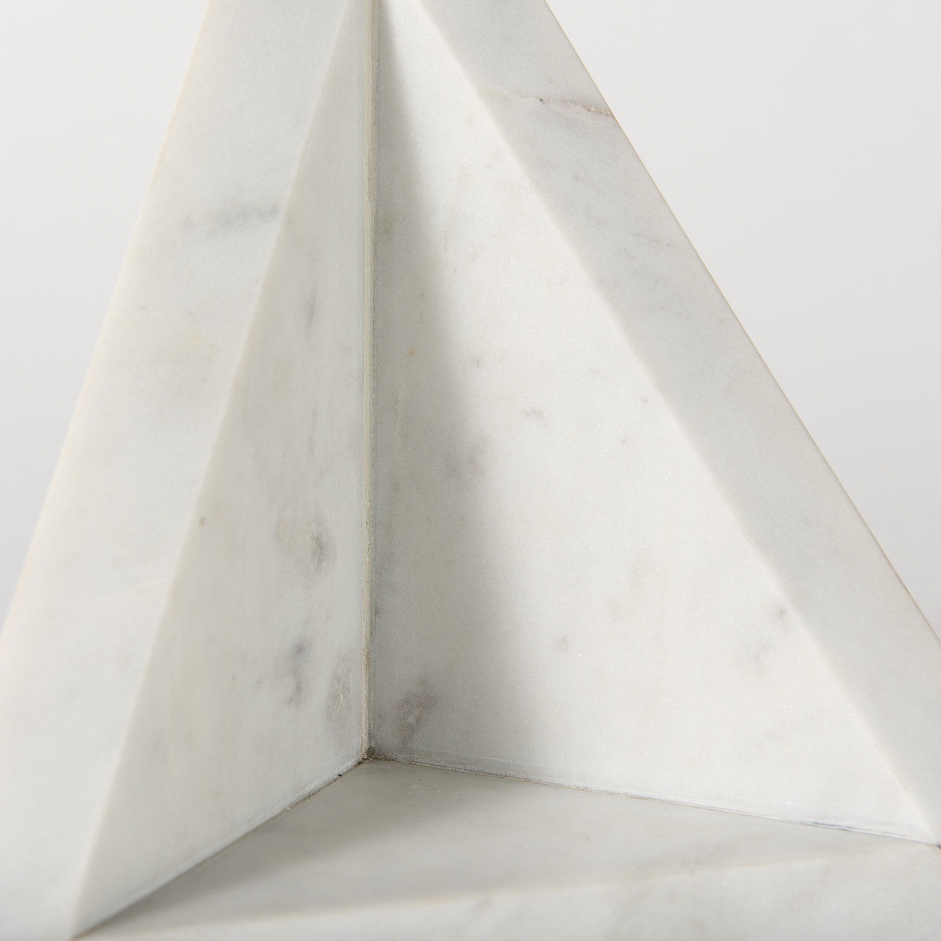 Sophia 8.0'L x 6.0'W x 7.0'H Marble Set Of Two Bookends, by Mercana, 8" length x 6" width x 7" height View 10
