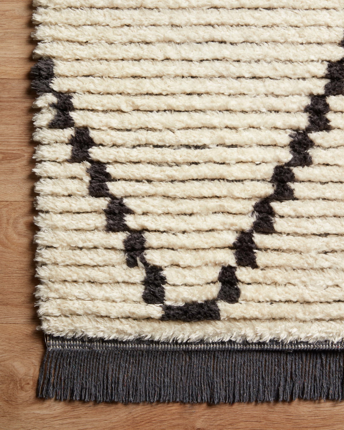 Chris Loves Julia x Loloi Alice Rug, 7'9" length x 10' width View 10