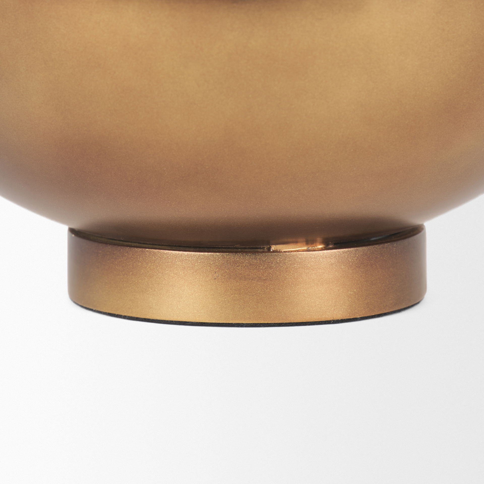 Quiana Medium Textured Gold Metal Vase large image 