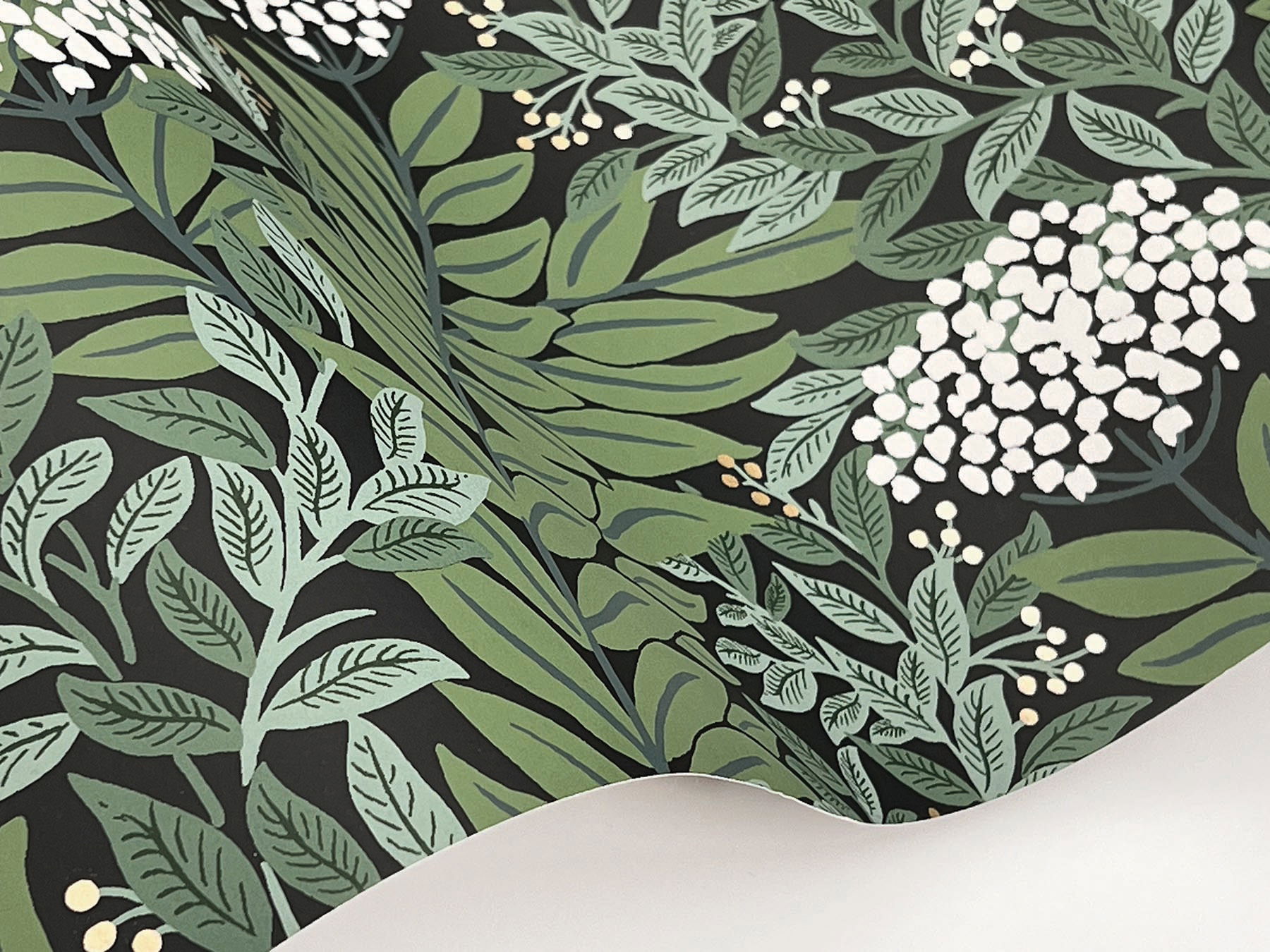 Highgrove Black Wallpaper large image 