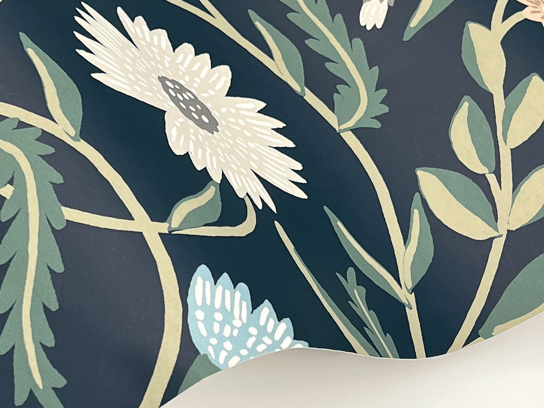 Aster Navy Wallpaper large image 