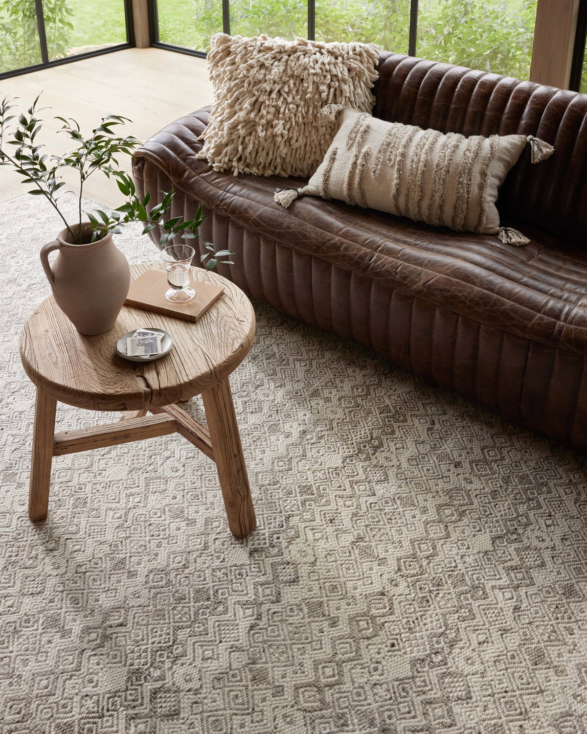 Loloi Raven Rug, 1'6" length x 1'6" width View 3