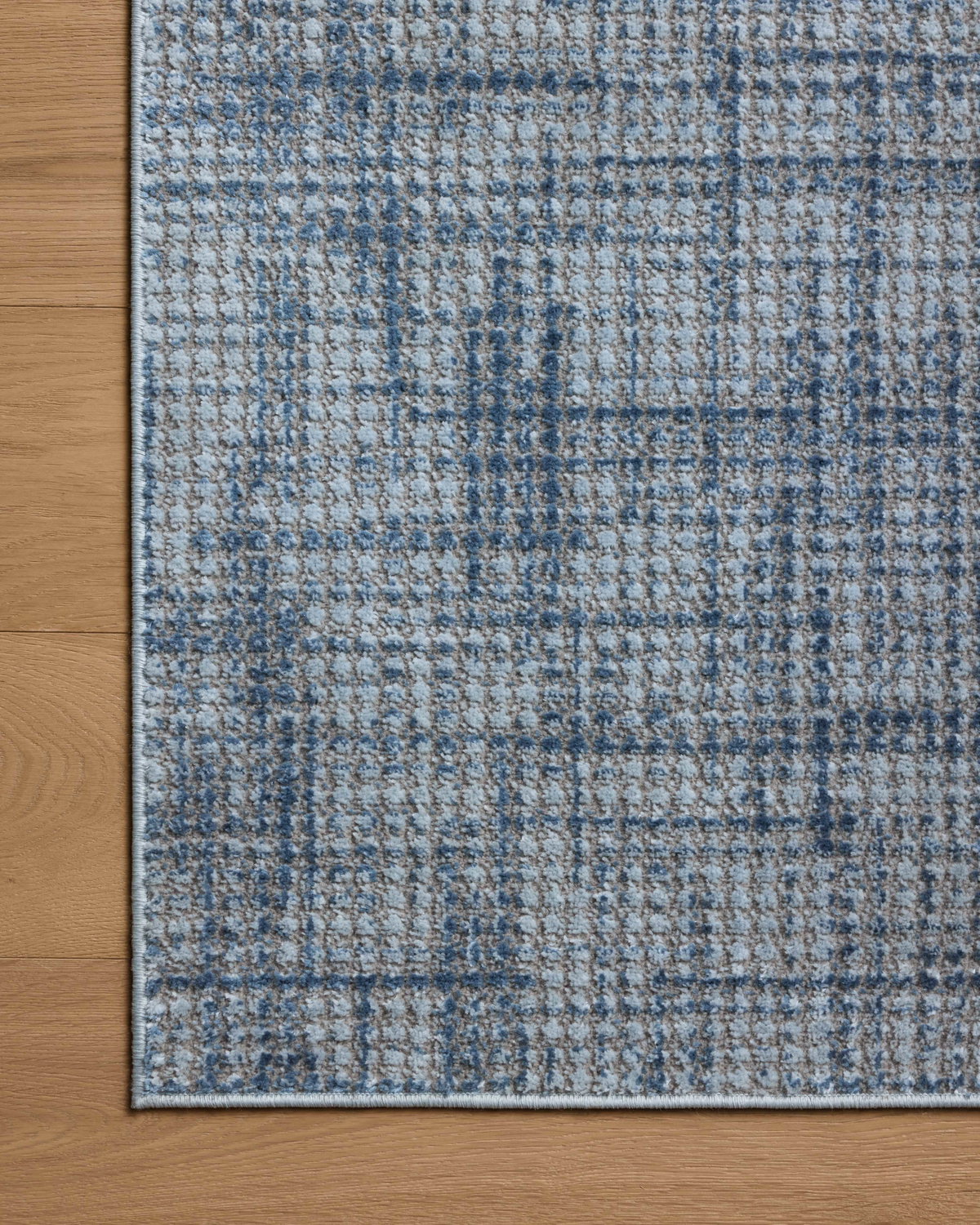Loloi Townes Rug, 2'3" length x 3'9" width View 5