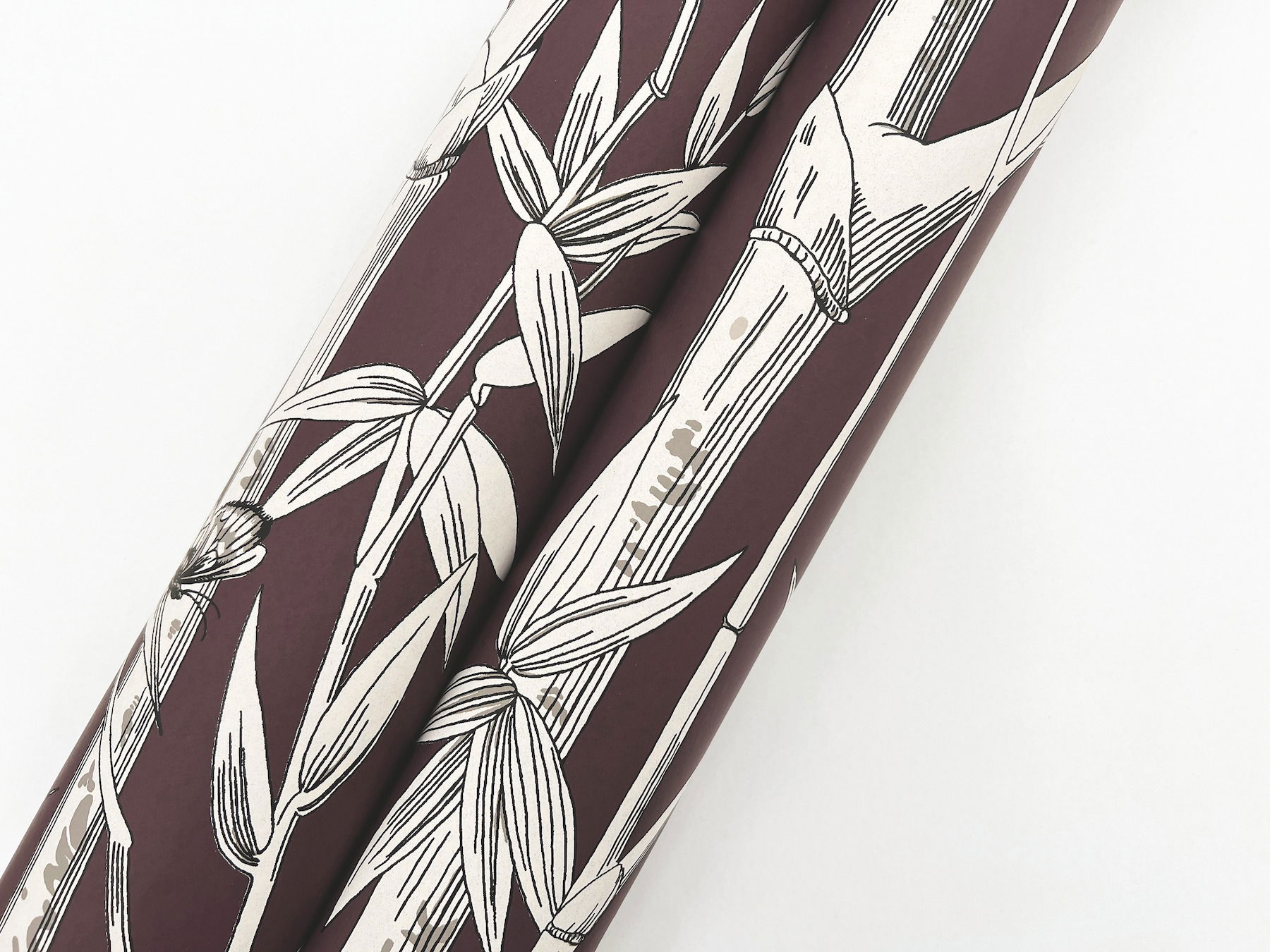 Bambou Toile Burgundy Wallpaper large image 