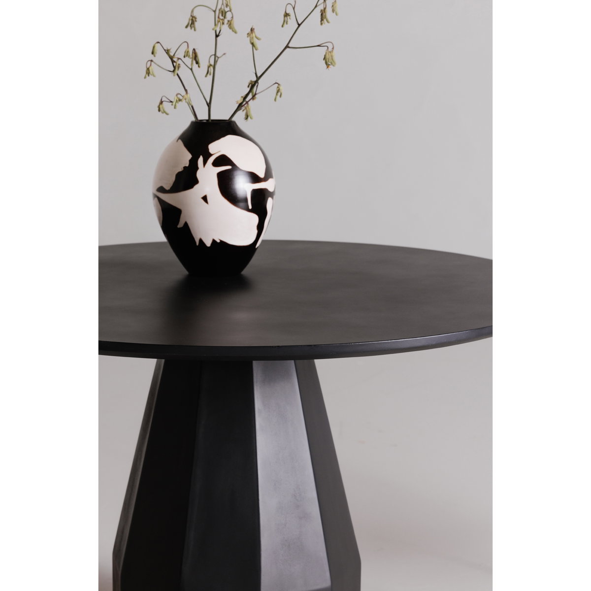 Templo Outdoor Dining Table Black, Outdoor Table by Moe's Home, 3'11.2" width x 2'5.9" height x 3'11.2" depth View 6
