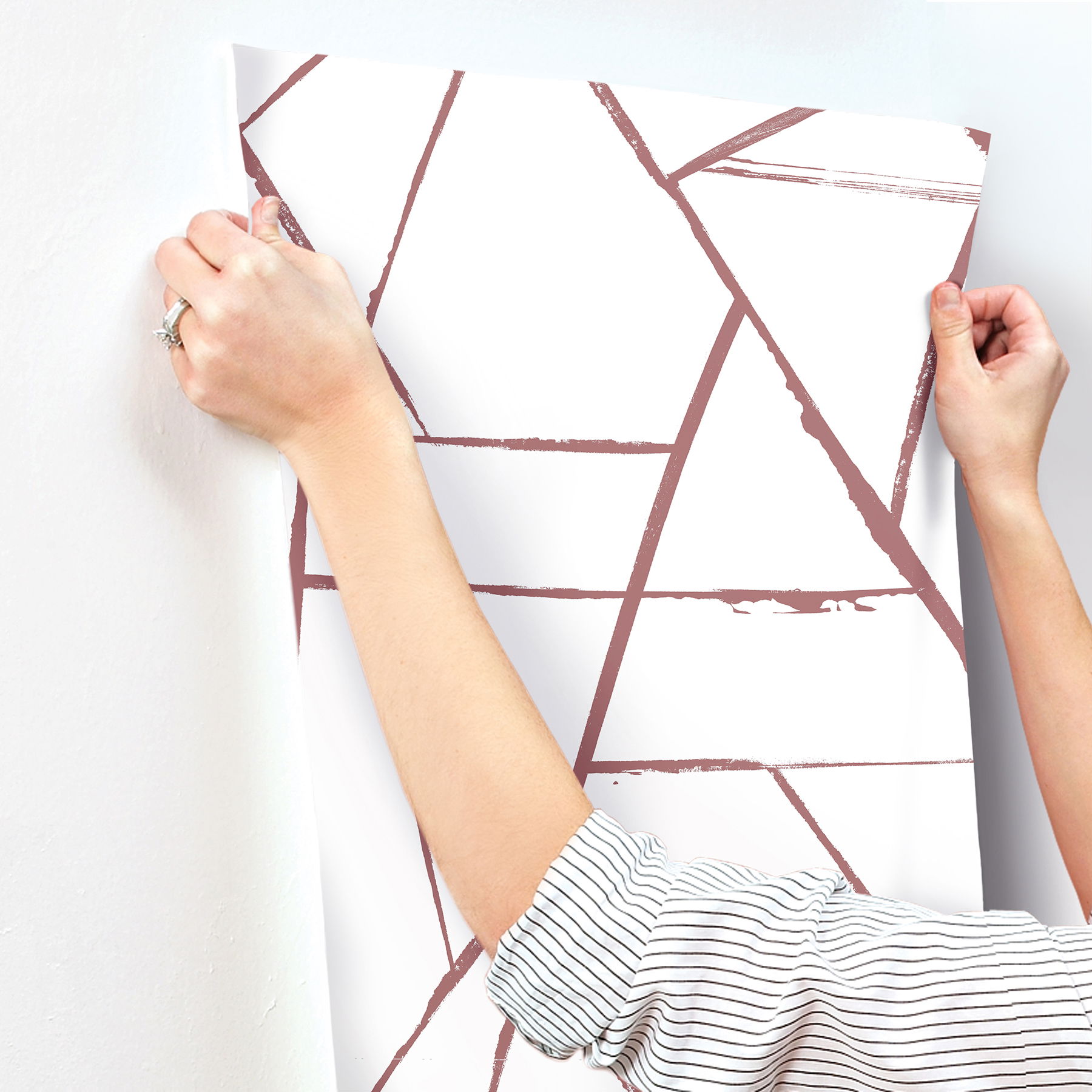 Intersect Spice Red Wallpaper large image 