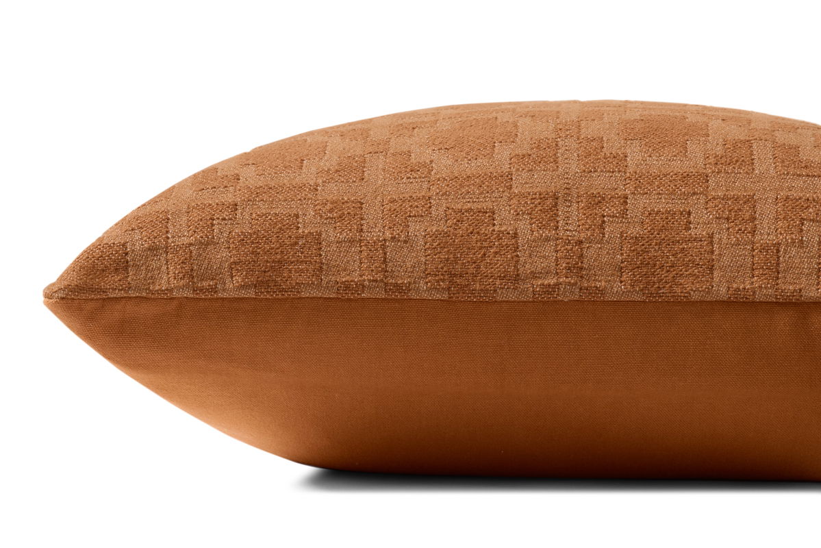 Loloi Rust Pillow, Decorative Pillow, 18" length x 18" width View 2
