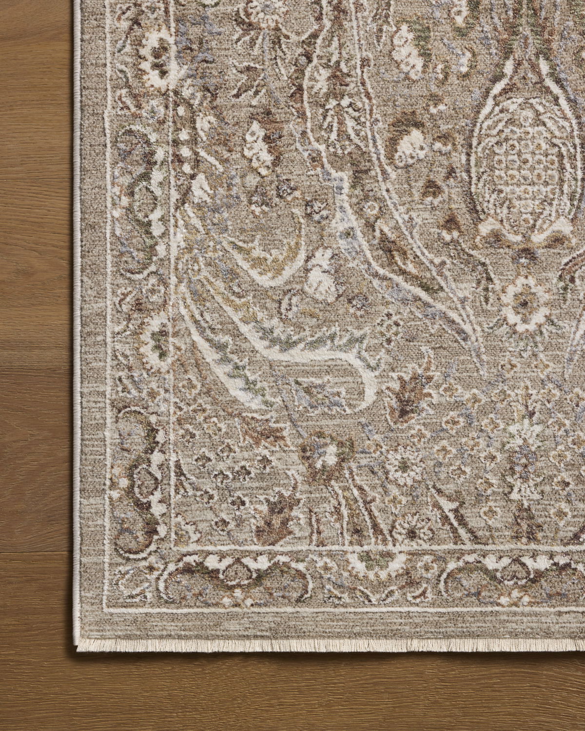 Loloi Aylin Rug, 7'9" length x 7'9" width View 4