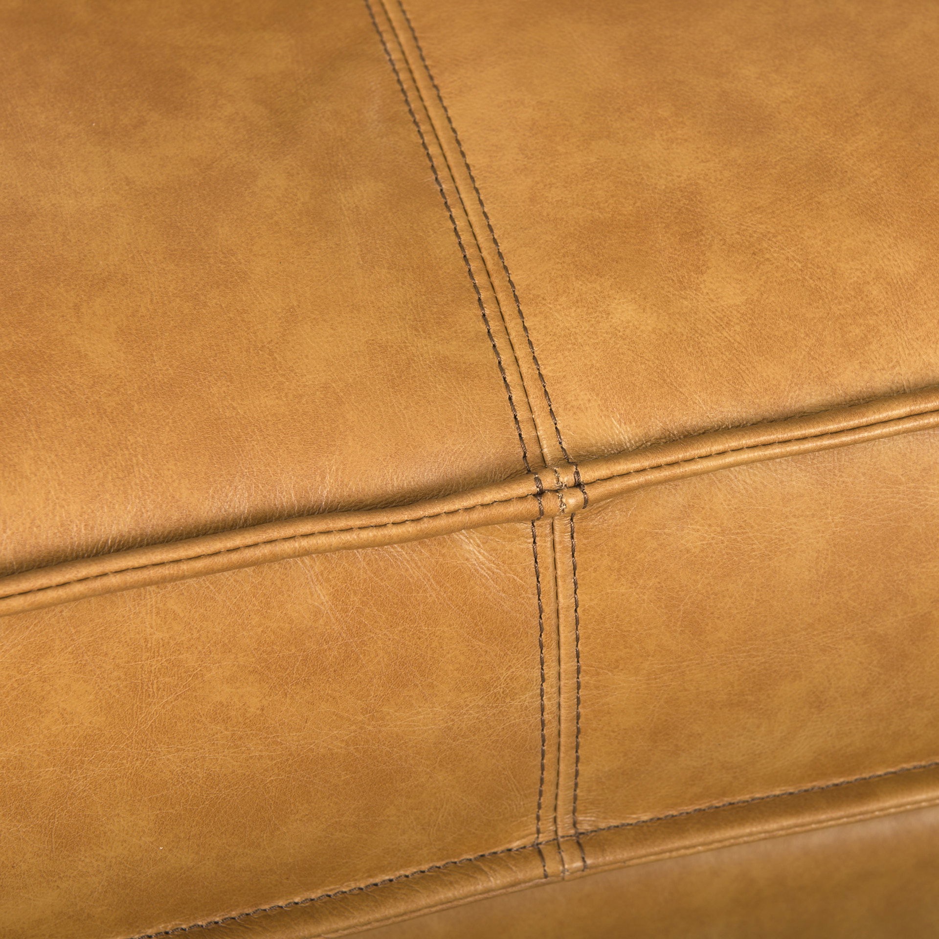 D'Arcy 111'L x 70'D x 33'H Tan Leather Right Chaise Sectional large image 