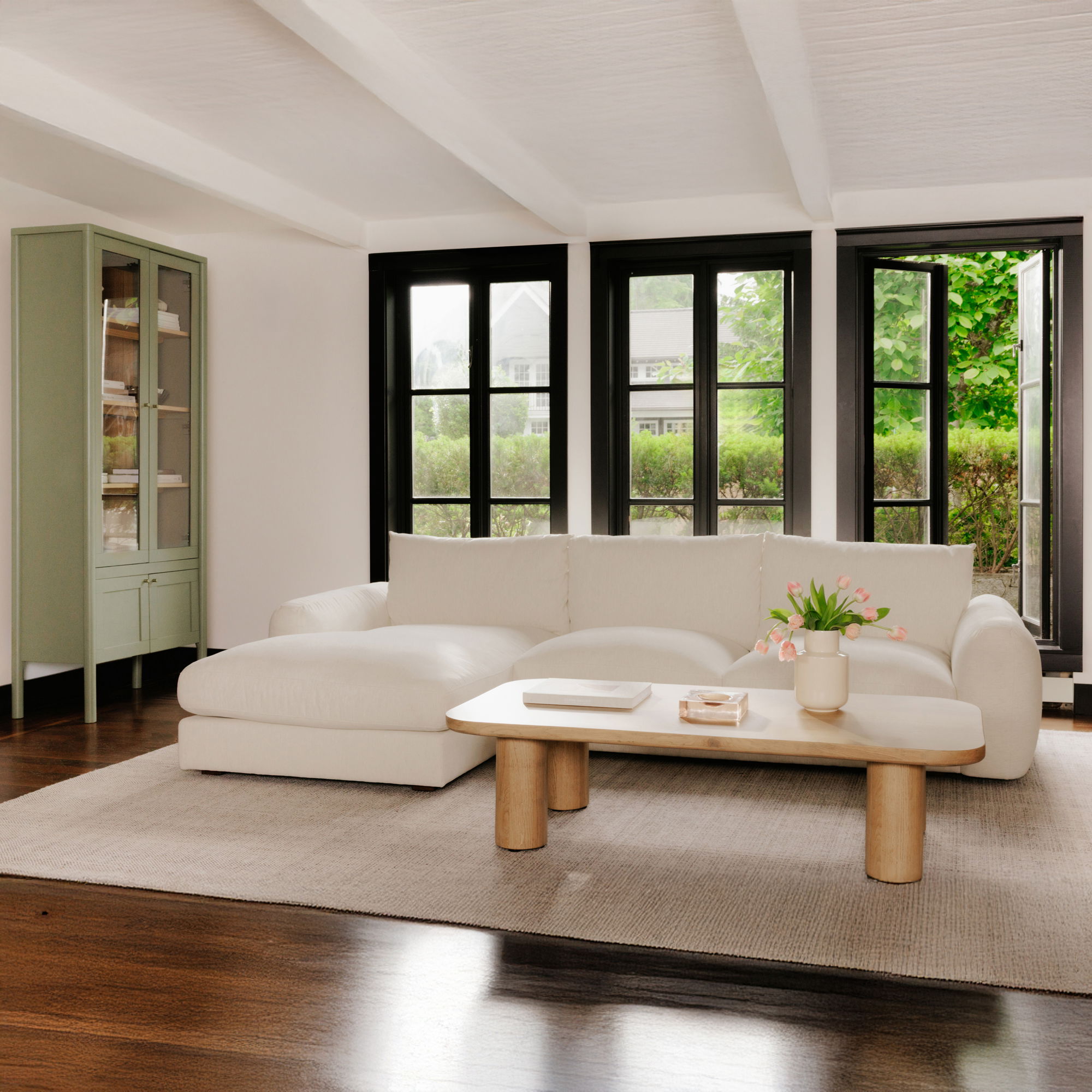 Berga Sectional Left Oat, Sectional Sofa by Moe's Home, 118.25" width x 33" height x 65.5" depth View 9