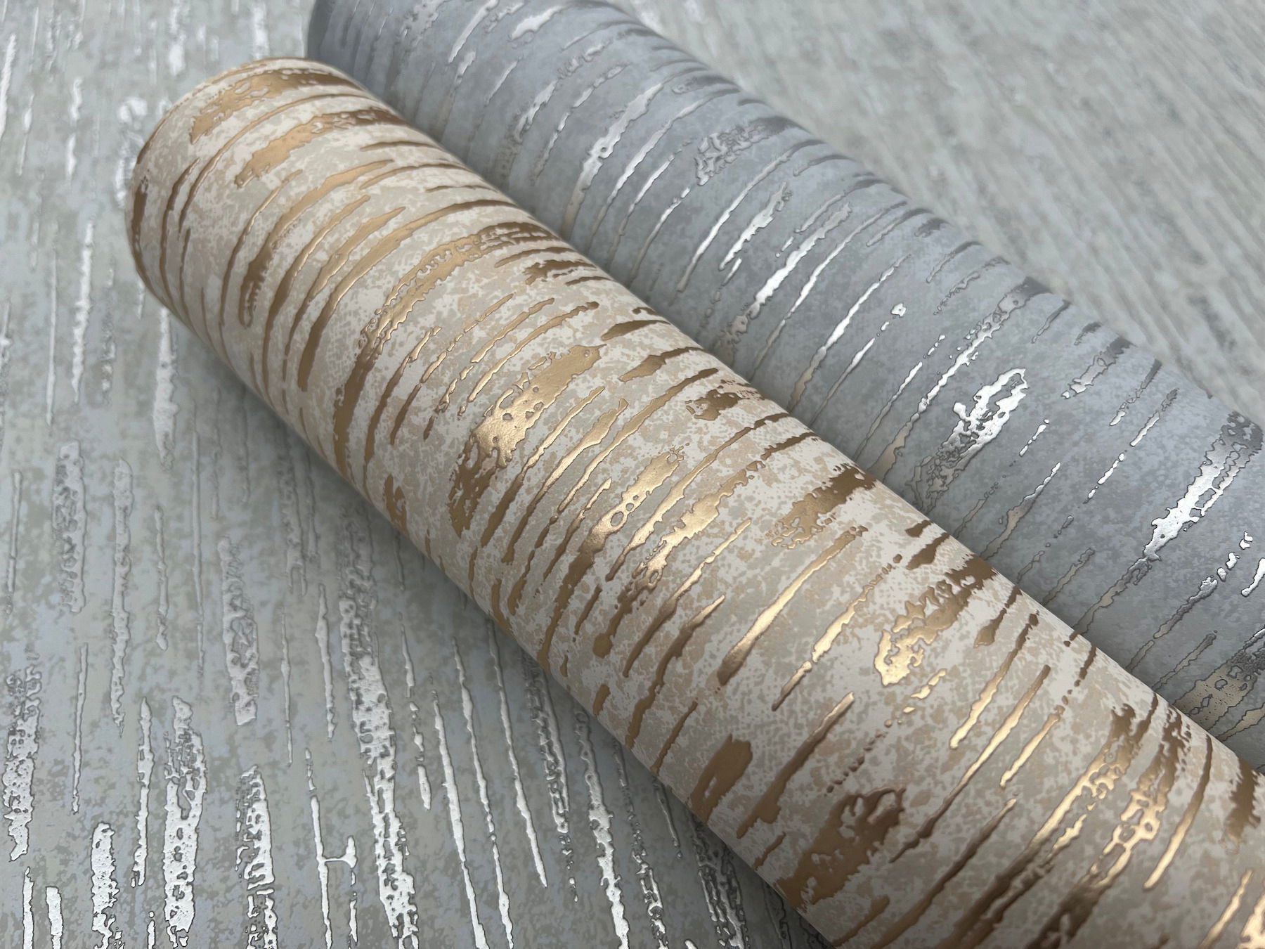 Metallic Cascade Pale Green & Silver Wallpaper large image 