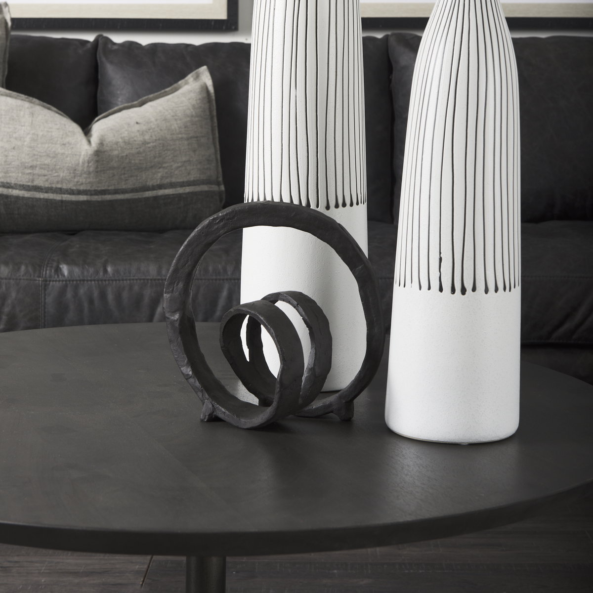 Stanislaw II Black Metal Infinite Ribbon Sculpture, Decorative Object by Mercana, 8.27" length x 4.72" width x 8.27" height View 5