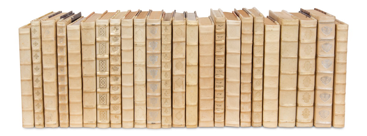 White Leather & Paper Books S/24, by Sarreid, 8" length x 2'6" width x 10" height View 1