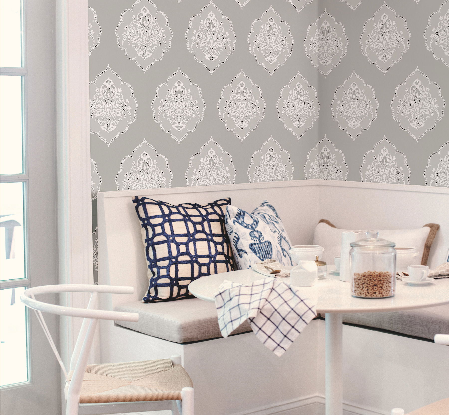 Signet Medallion Damask Grey Wallpaper large image 