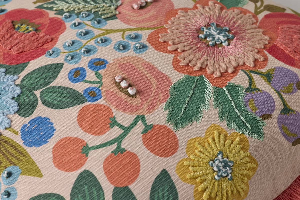 Rifle Paper Co. x Loloi Vintage Garden Pillow, Decorative Pillow, 18" length x 18" width View 4