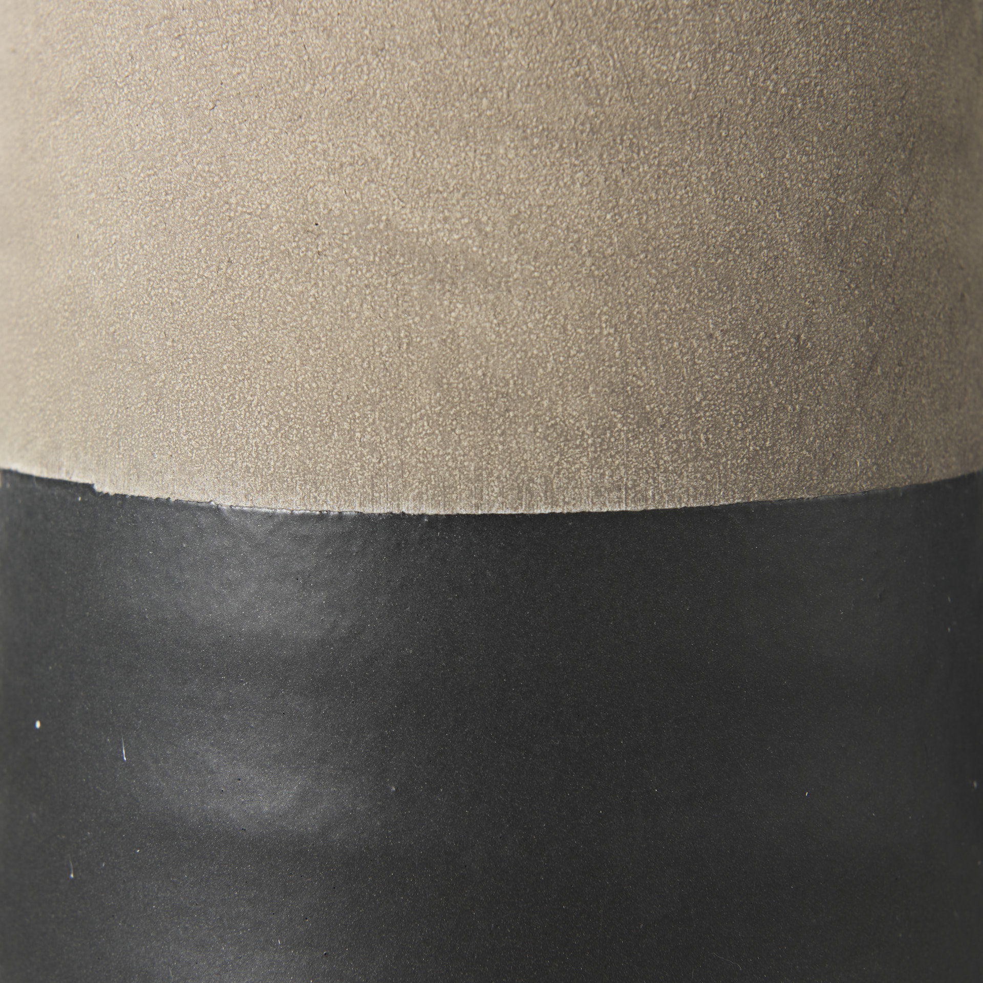 Garand Small 13H Two-Toned Black/Natural Ceramic Jug large image 