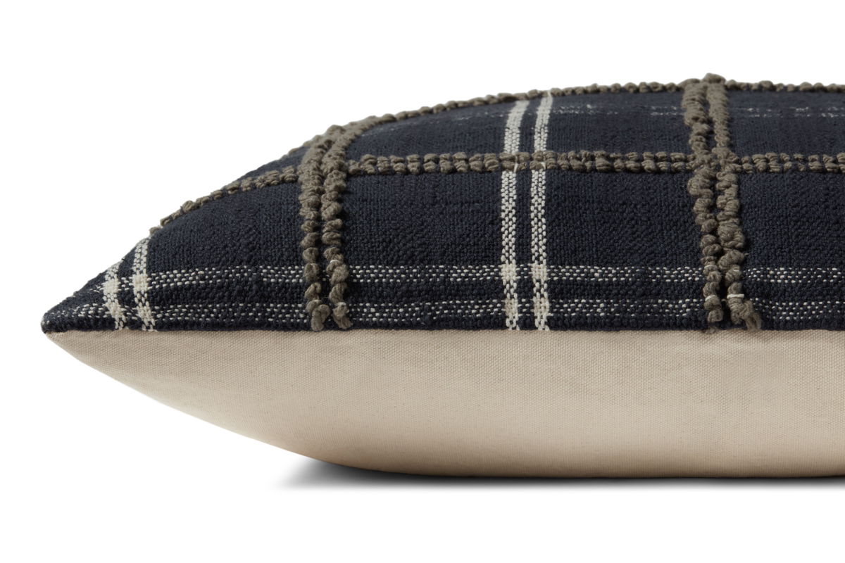 Magnolia Home by Joanna Gaines x Loloi Noah Pillow, Decorative Pillow, 22" length x 22" width View 2