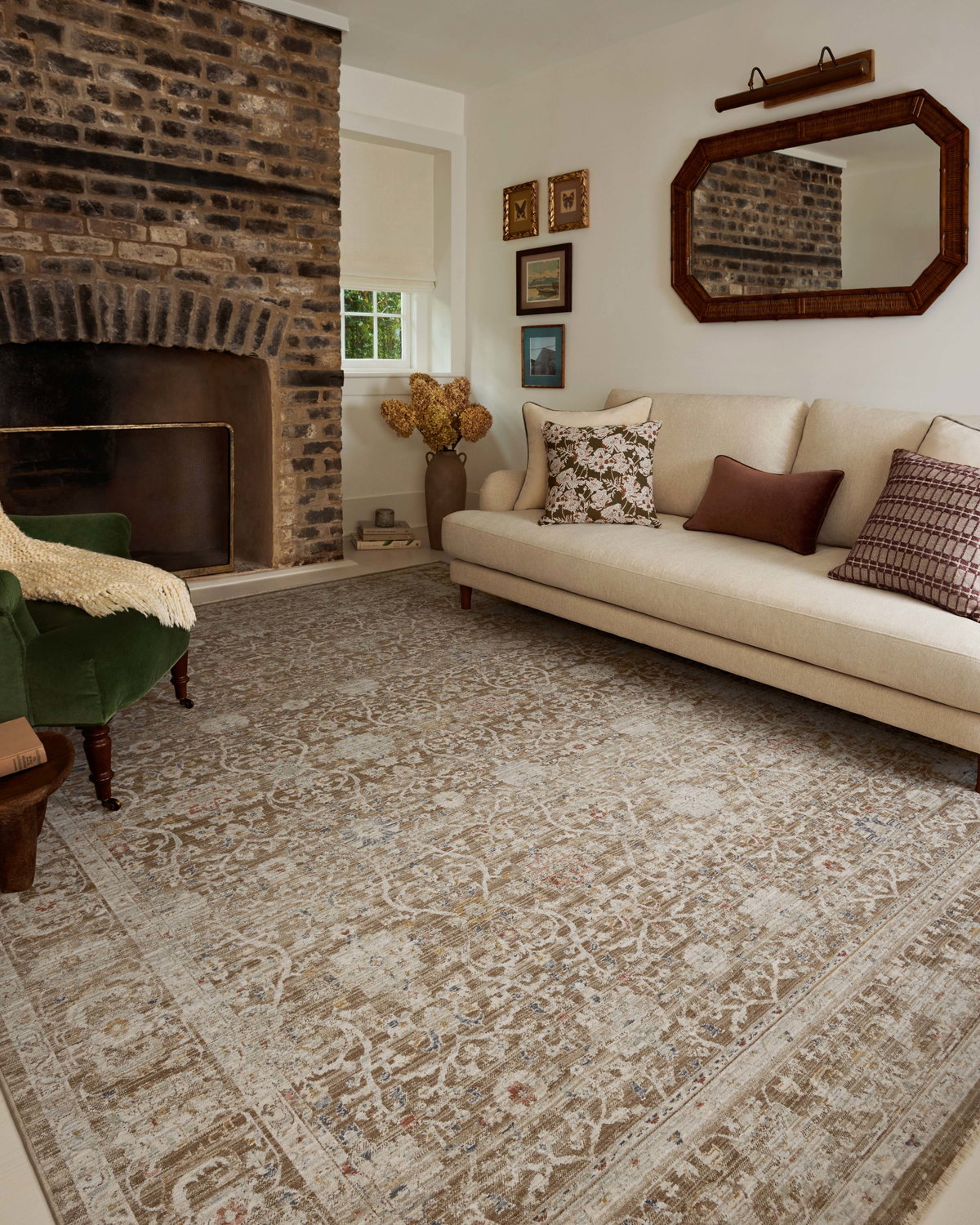 Chris Loves Julia x Loloi Ida Rug, 2'7" length x 8' width View 2