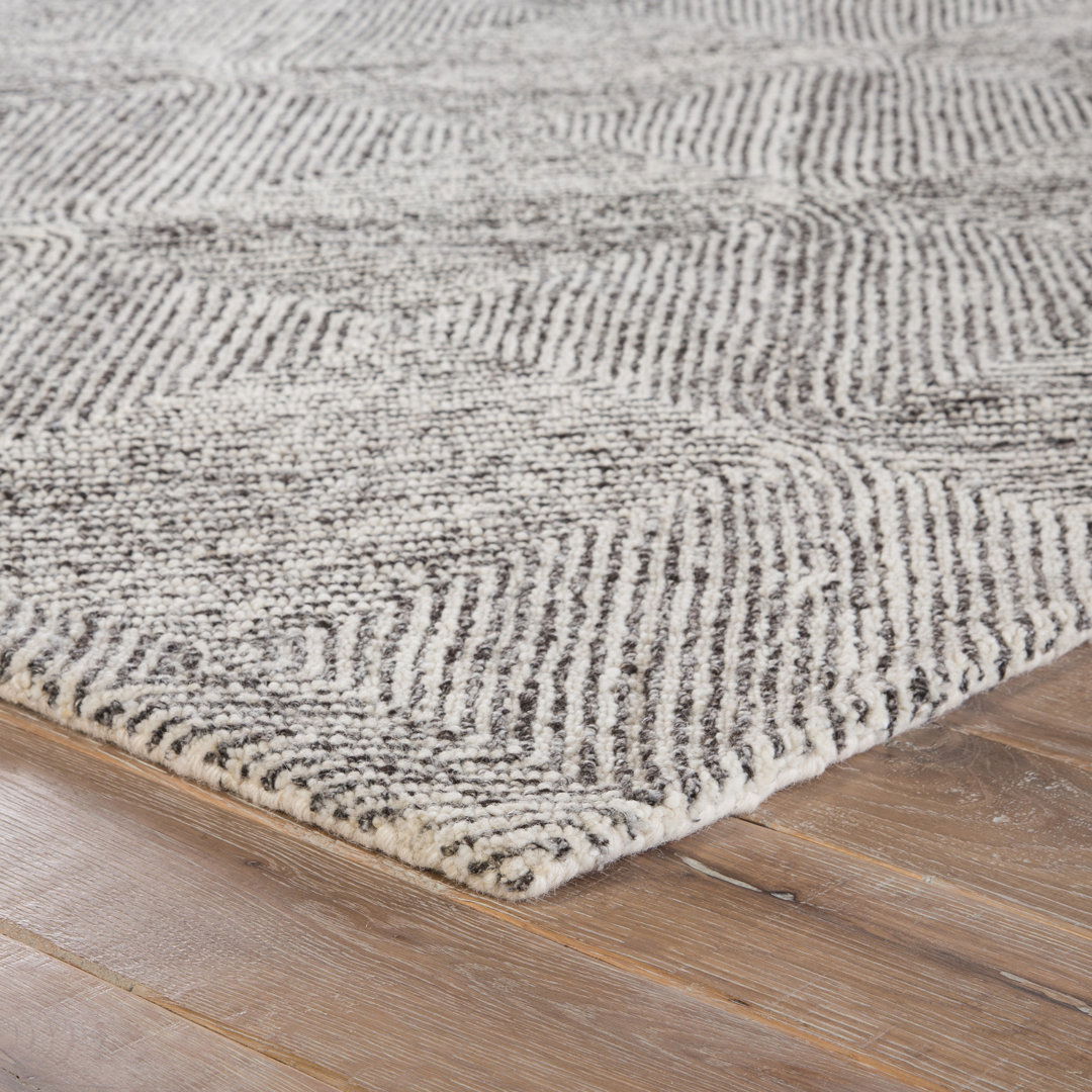Thurston Hand-Tufted White/Gray Area Rug large image 