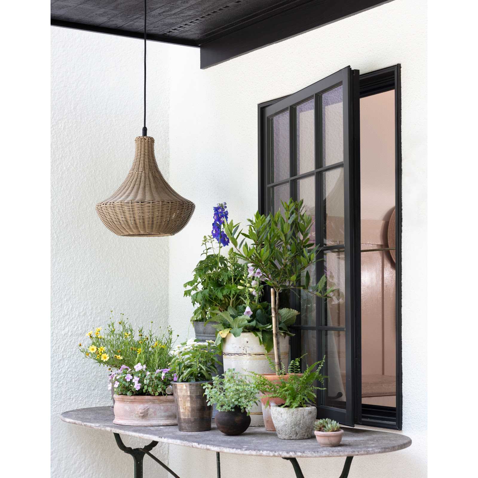 Vista Outdoor Chandelier (Driftwood) thumbnail 1