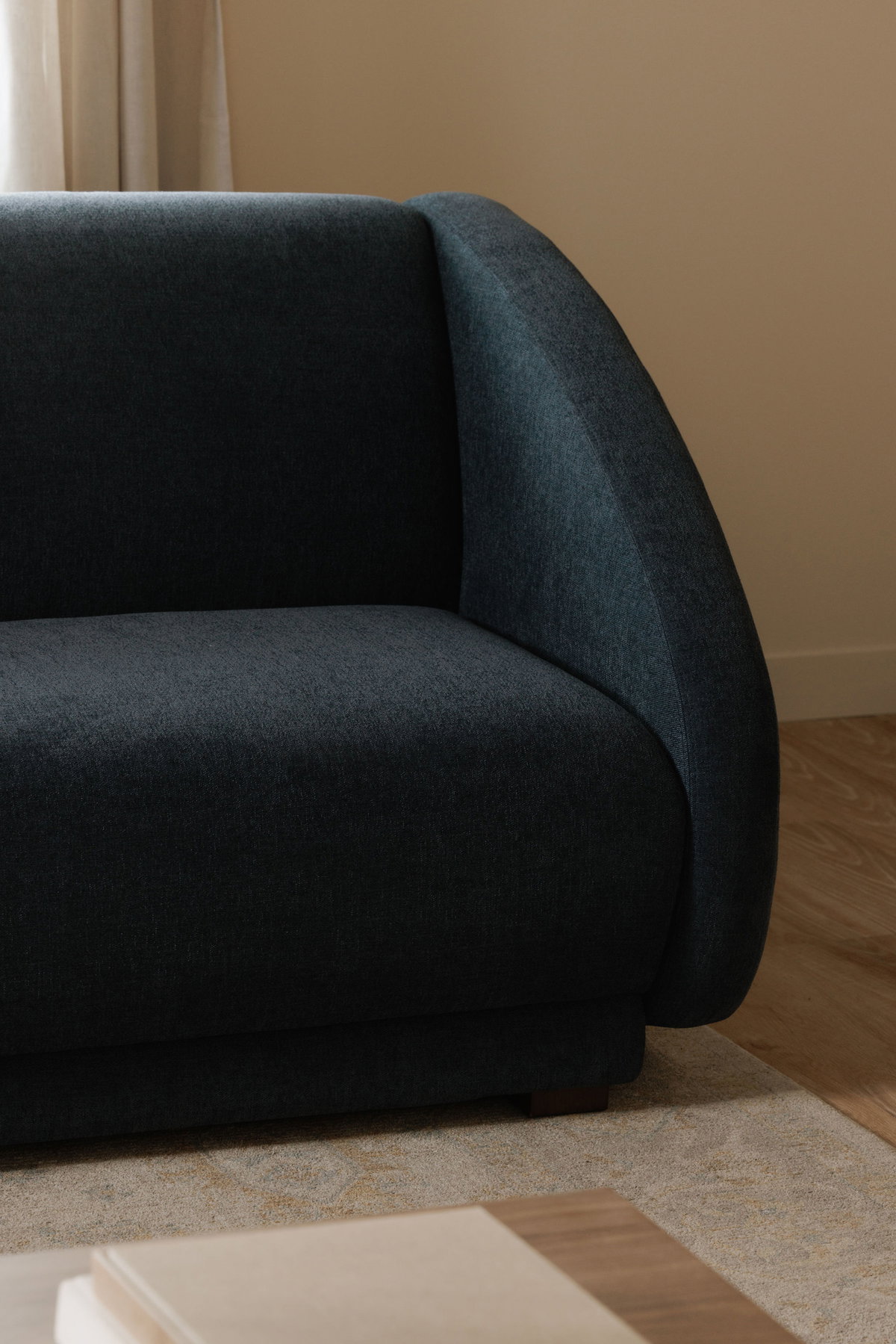 Fraser Right Arm Facing Sofa Deep Blue, Sectional Sofa by Moe's Home, 70" width x 31.5" height x 34.3" depth View 7