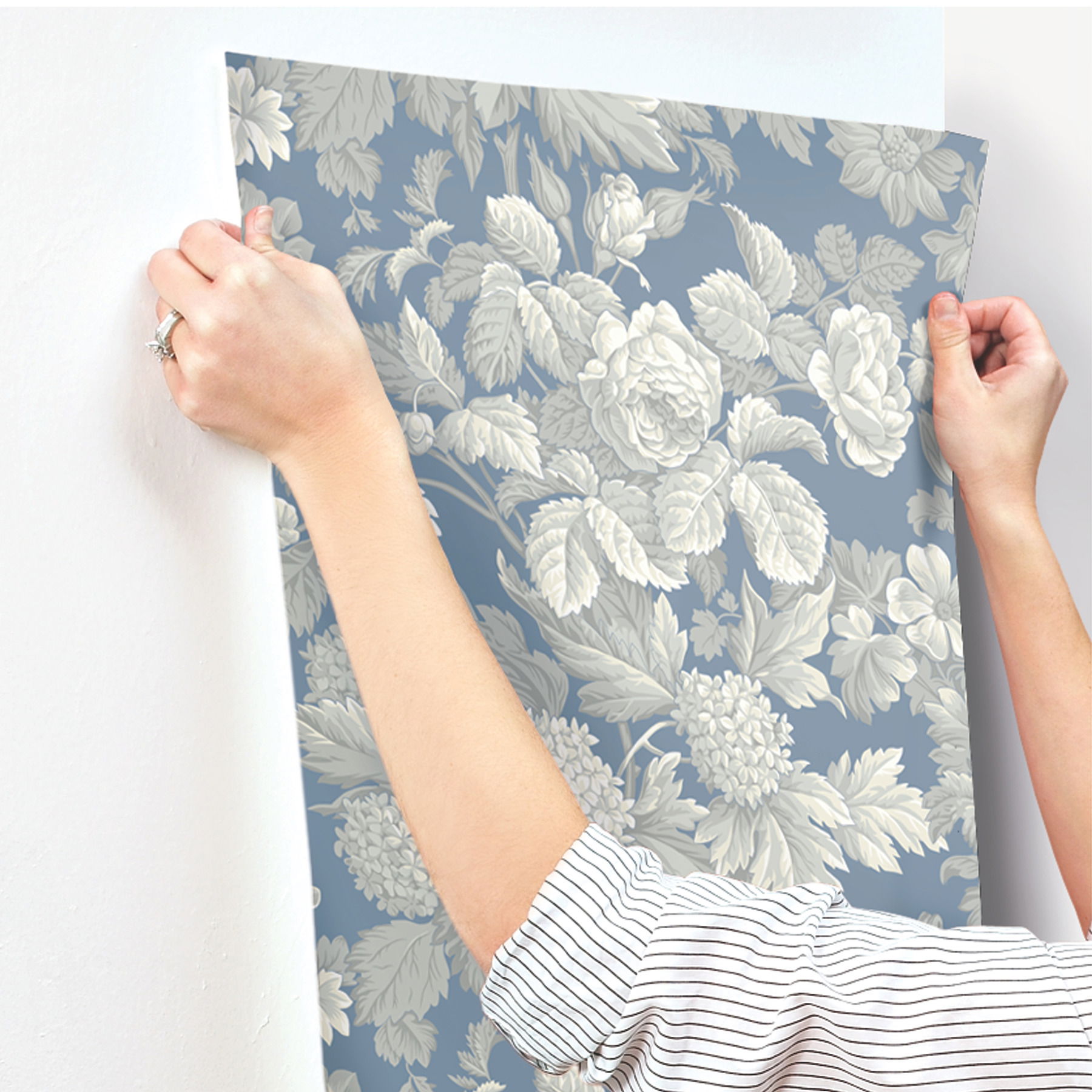 Antique Floral in Wedgewood Blue & Grey Wallpaper large image 