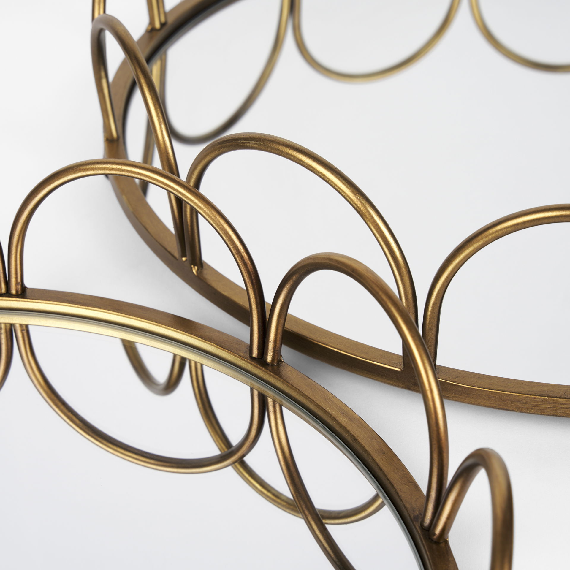 Lenore Round Metal/Mirror Tray Gold (Set of 2) large image 