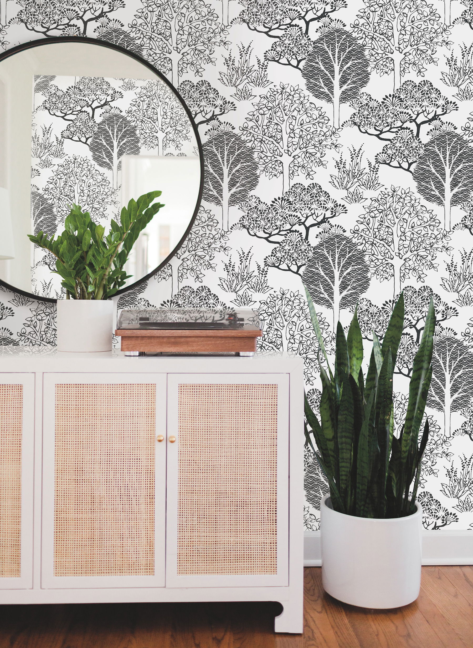 Kimono Trees White & Black Wallpaper large image 