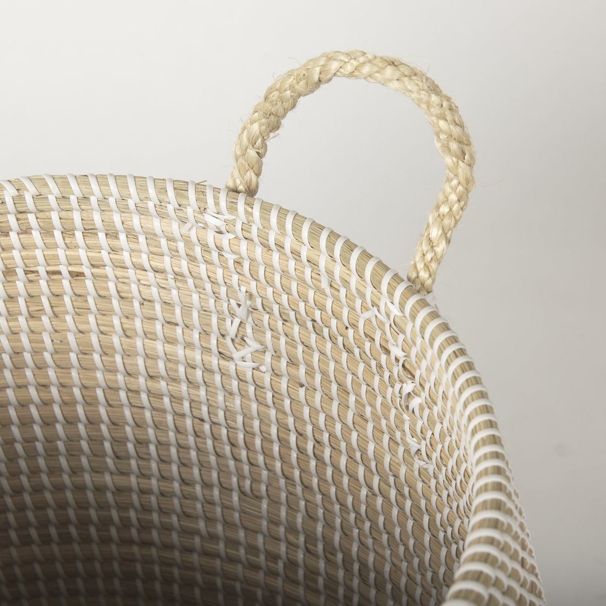 Kairi Set of 2 Seagrass Floor Baskets with Lids and Handles, Bins & Basket by Mercana, 20.87" length x 20.87" width x 29.92" height View 8