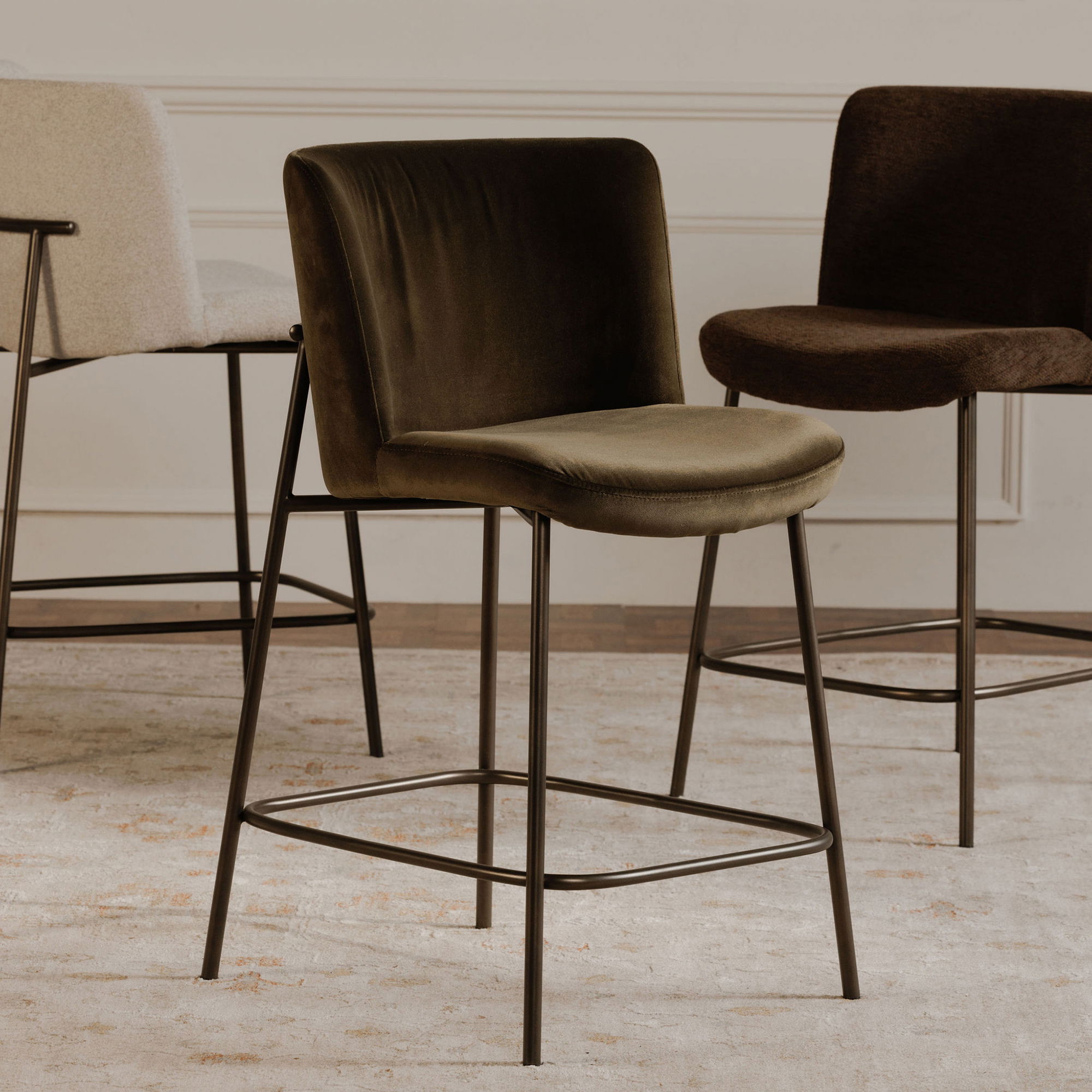 Early Bar Stool Beige large image 