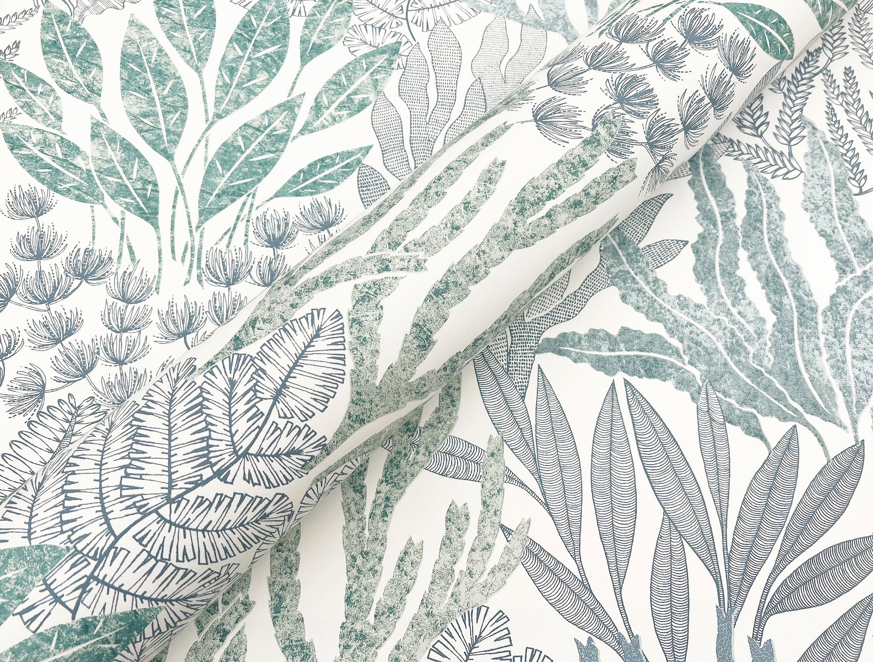 Coral Leaves Blue & Aqua Wallpaper large image 
