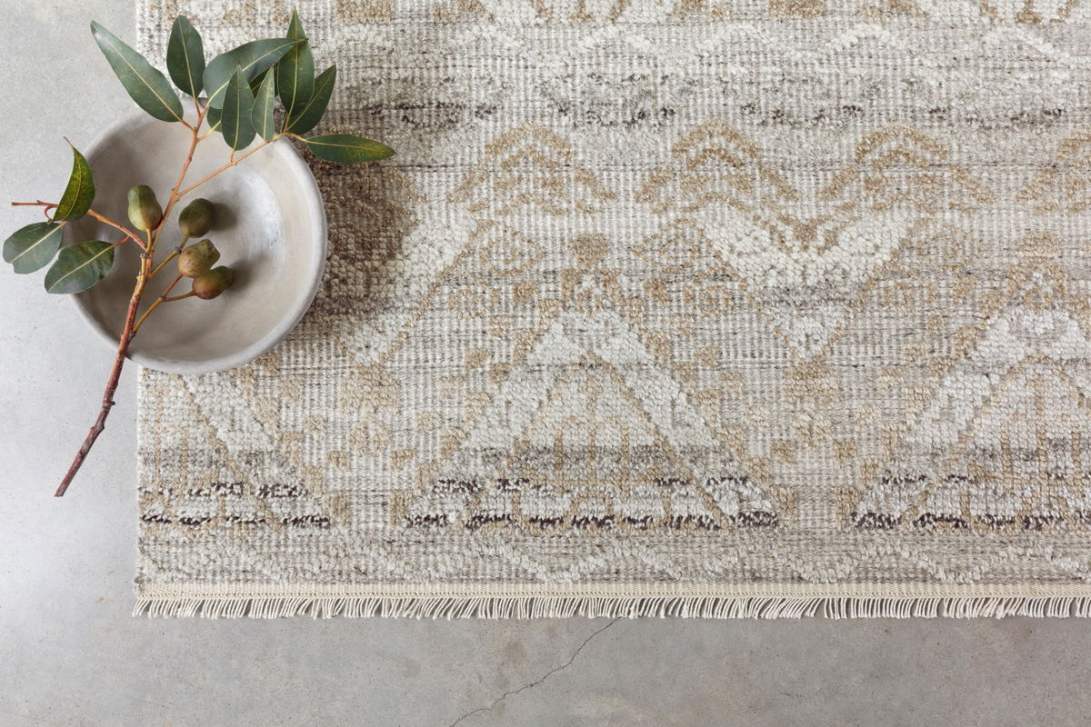 Loloi Idris Rug, 1'6" length x 1'6" width View 3