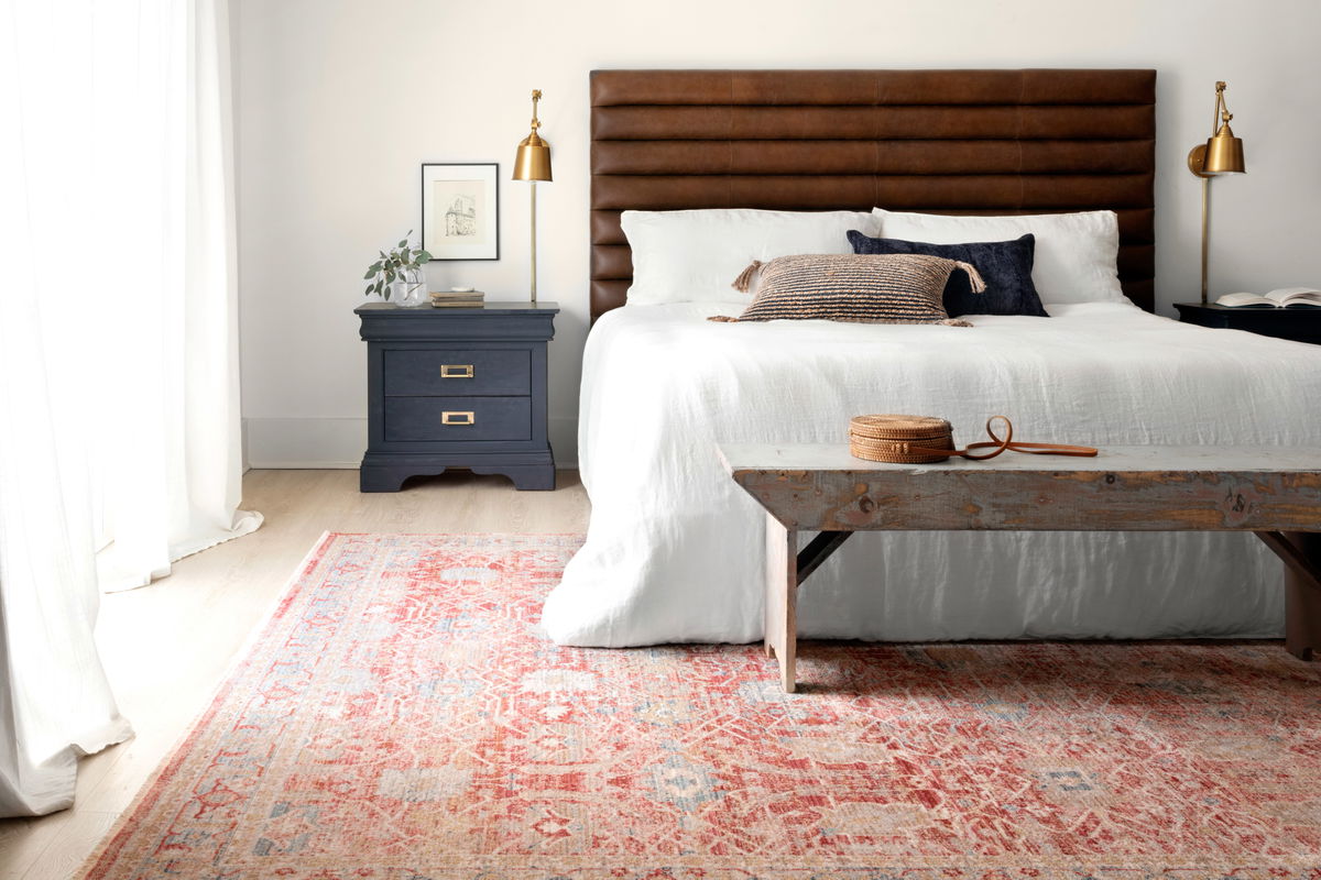 Loloi Claire Rug, 2'7" length x 8' width View 4