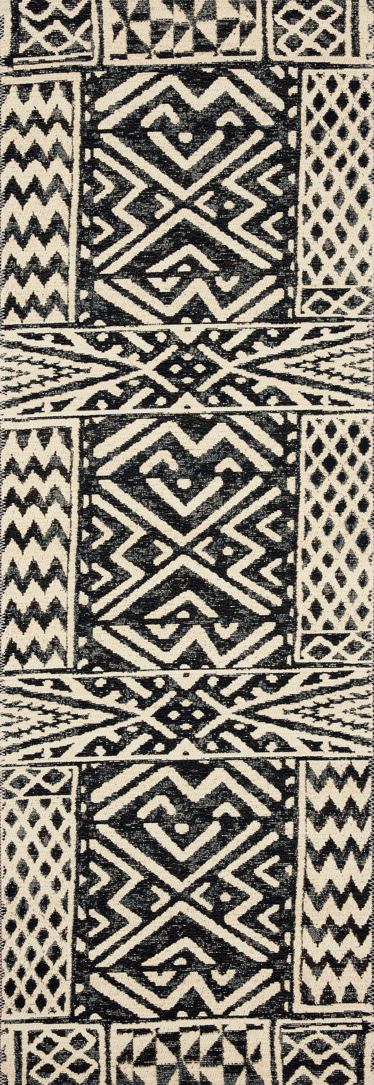Loloi Mika Rug, 1'6" length x 1'6" width View 3