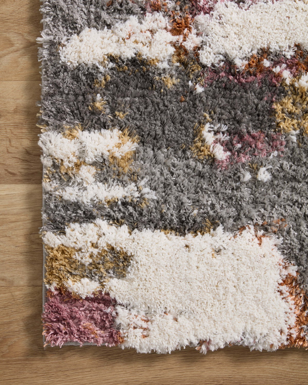 Loloi Levitt Shag Rug, 2'3" length x 4' width View 5